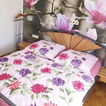 Ferienwohnung Erholung Am Wald 아파트 *
